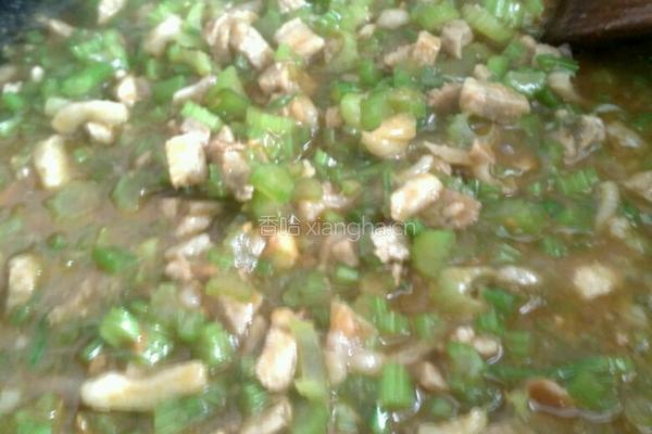 芹菜肉酱卤的做法图解8