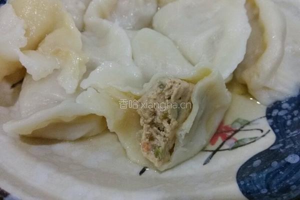 西红柿猪肉水饺的做法图解6