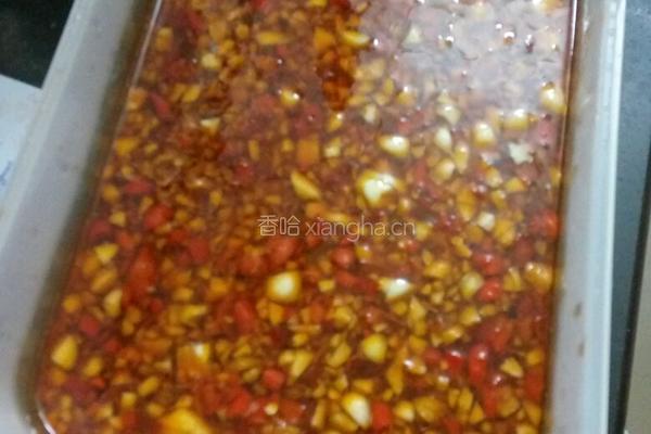 蒜香辣鸡爪的做法图解8