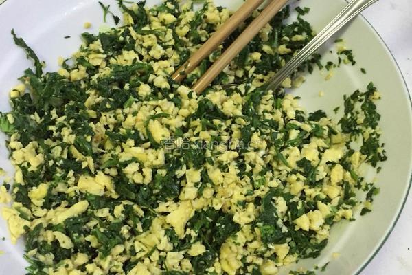 荠菜馅饼的做法图解2