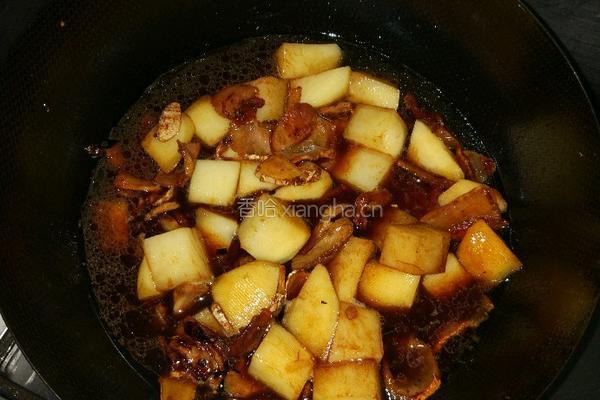 腊肉烧土豆的做法图解5