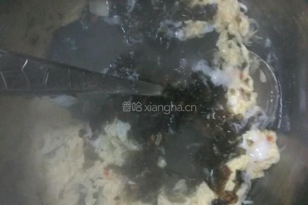 紫菜虾米蛋花汤的做法图解3
