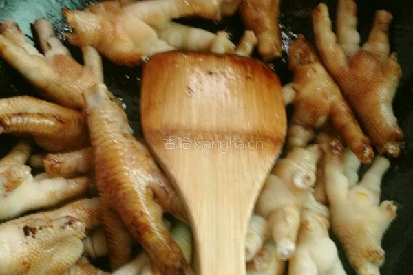 红烧辣味鸡爪的做法图解7