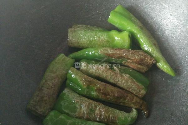 虎皮尖椒的做法图解3