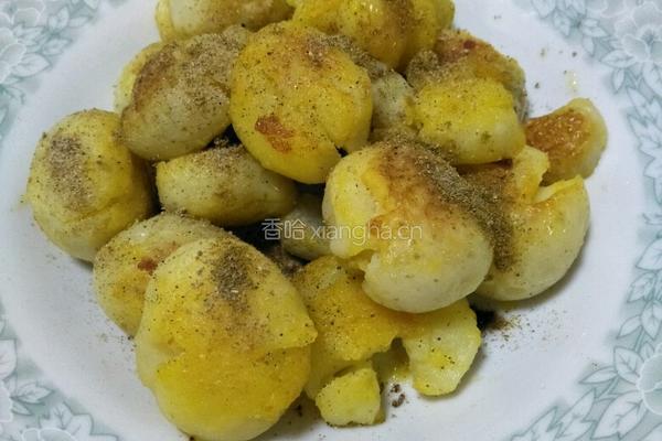 孜然黑胡椒迷你小土豆的做法图解5