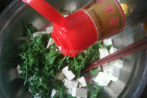 花椒芽拌豆腐的做法图解5