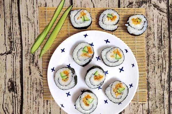 日式紫菜包饭的做法图解11