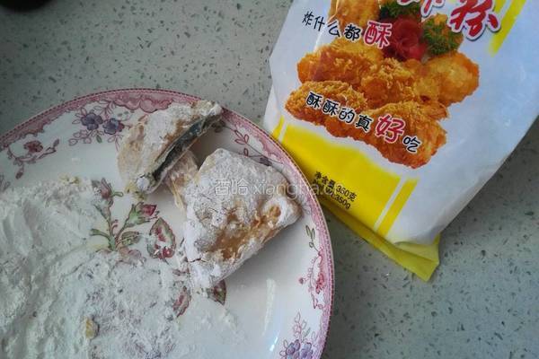 油炸香稣鱼排的做法图解2
