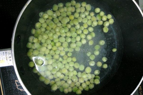 火爆洋葱蛋炒饭的做法图解2