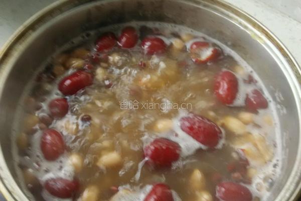 红豆红枣花生粥的做法图解5
