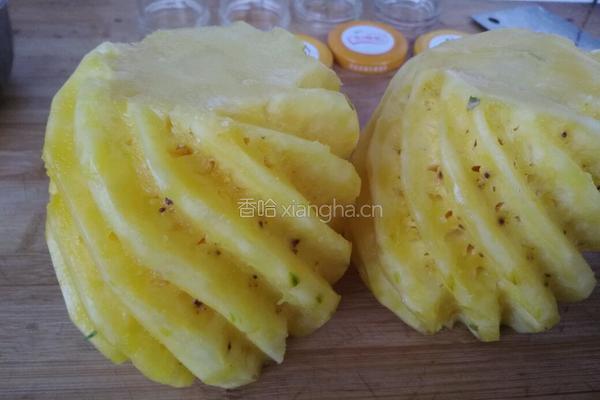 菠萝罐头的做法图解3