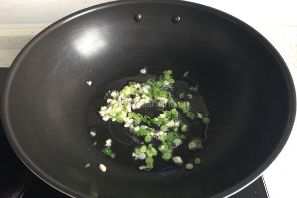 素炒白玉菇的做法图解5
