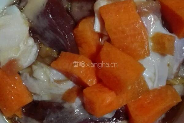 牛肉胡萝卜汤的做法图解1