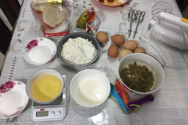 电饭煲蛋糕的做法图解1