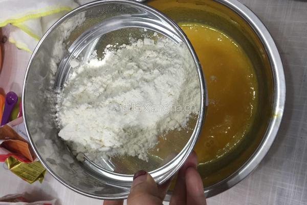 电饭煲蛋糕的做法图解4