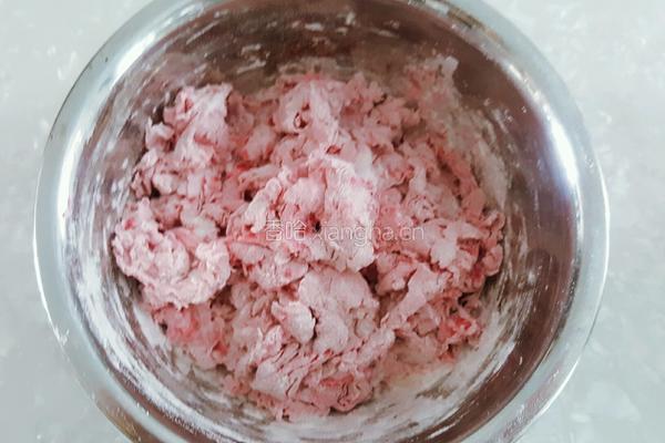 甜菜汁面饺子的做法图解4