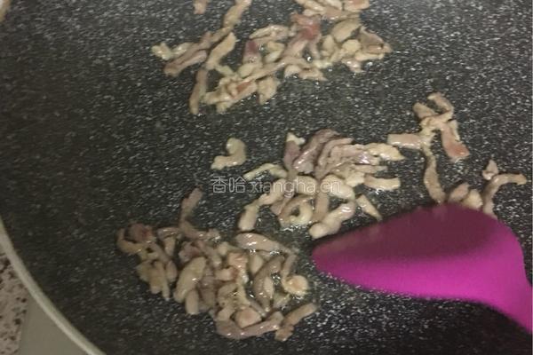 儿童鱼香肉丝的做法图解1