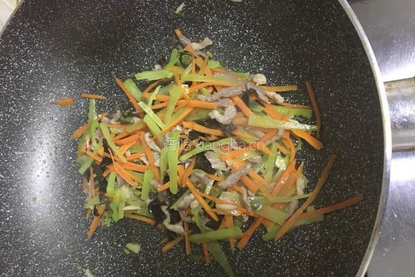 儿童鱼香肉丝的做法图解5