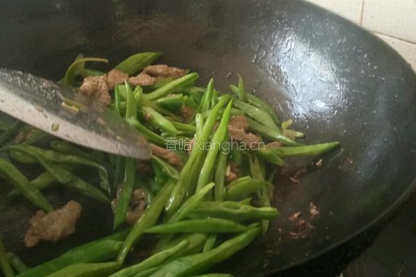 豆角猪肉面条的做法图解5