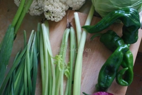 烩菜的做法图解1