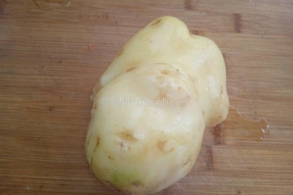 香煎土豆片的做法图解1