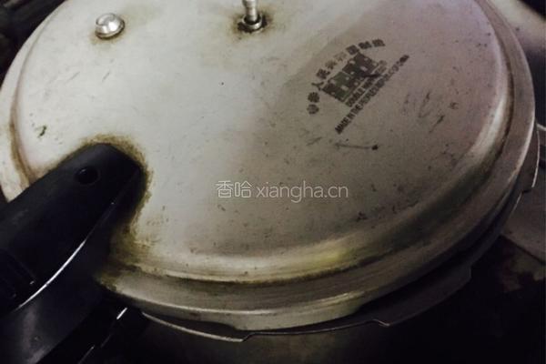 冻猪手的做法图解1