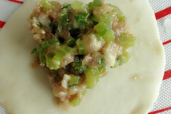 猪肉香芹馅饺子的做法图解11