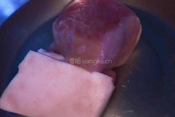 砂锅坛肉的做法图解1