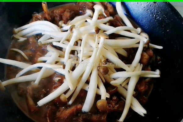 小土鸡炖蘑菇的做法图解13