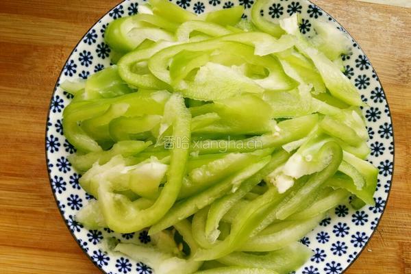素炒青椒丝的做法图解2