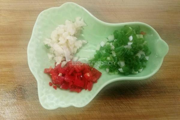 香菇酿肉白萝卜卷的做法图解4