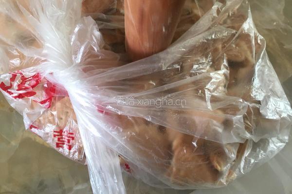 芒果酸奶慕斯蛋糕的做法图解2