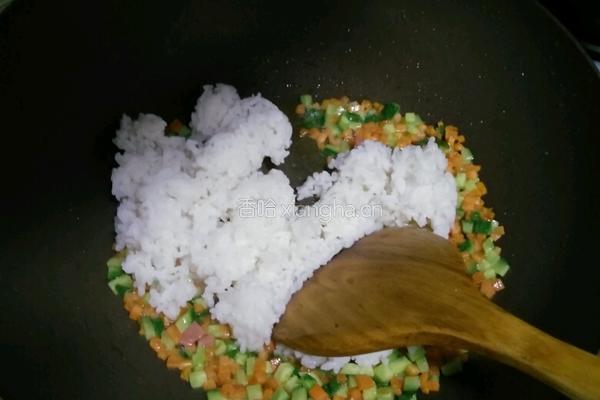 扬州炒饭的做法图解9