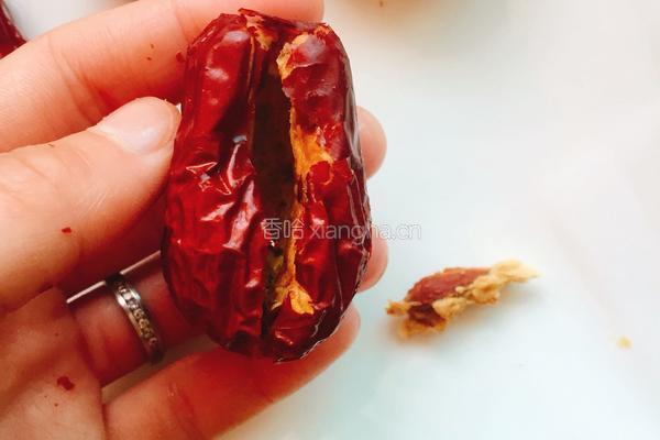 心太软（红枣夹糯米）的做法图解4