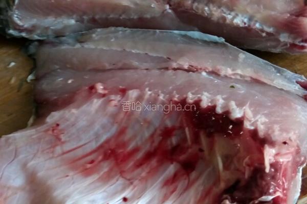红烧鲤鱼块的做法图解3