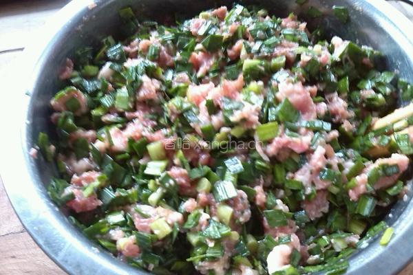 韭菜猪肉馅水饺的做法图解8
