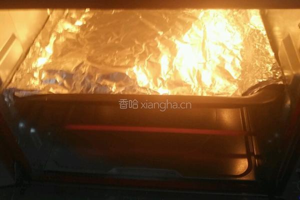 烤鲫鱼的做法图解2