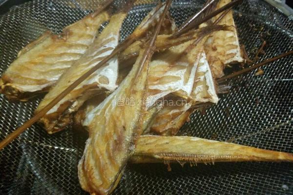 串烧耗儿鱼的做法图解3