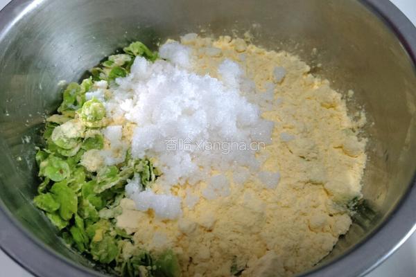 榆钱玉米面饼的做法图解3