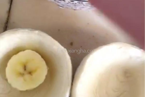 简易版香蕉蛋挞的做法图解6