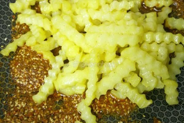 风味狼牙土豆条的做法图解5