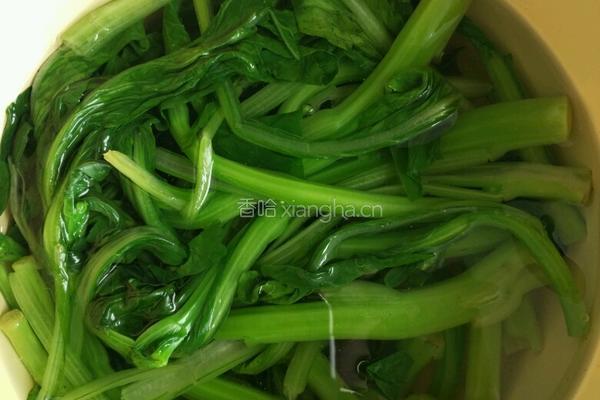 香菇菜心的做法图解1