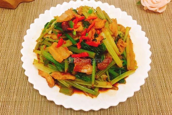 芹菜炒肉