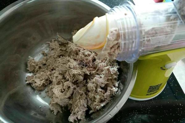 果语自制胡萝卜猪肉松的做法图解6