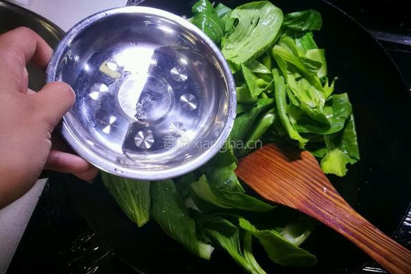 五分钟少油芥菜挂蛋(๑❛ᴗ❛๑)的做法图解4