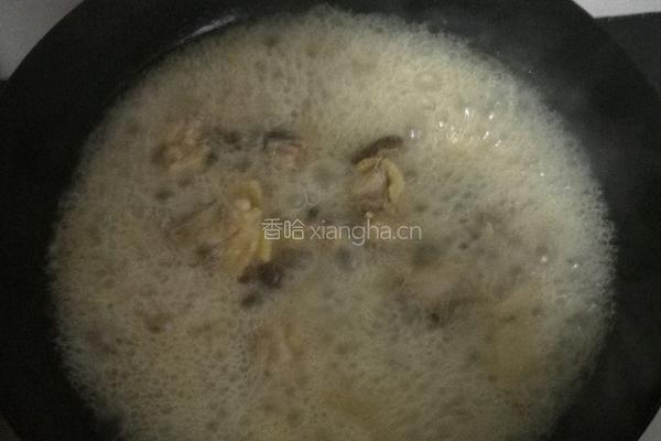 香菇青椒炒鸡块的做法图解11