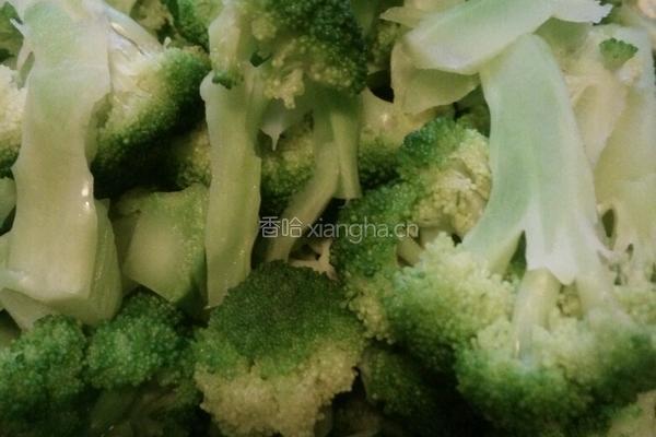 蒜蓉西兰花的做法图解3