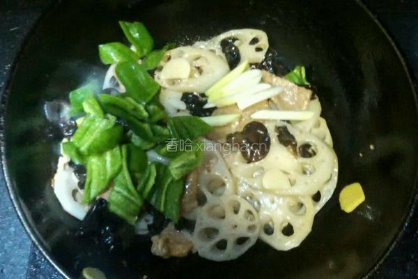 莲藕木耳炒肉片的做法图解11