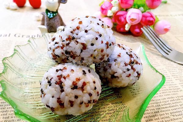 藜麦饭团的做法图解14