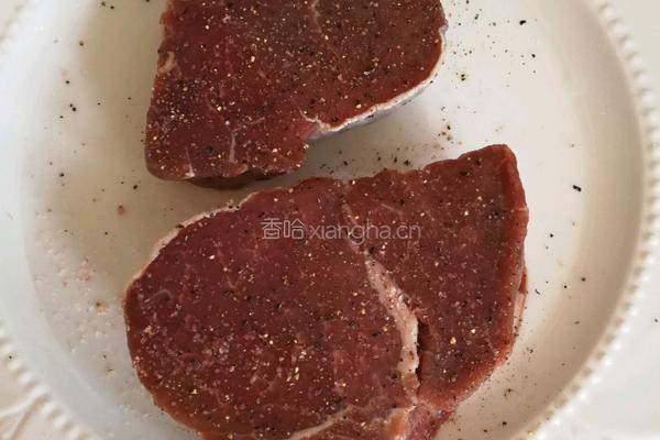 惠灵顿牛排的做法图解1